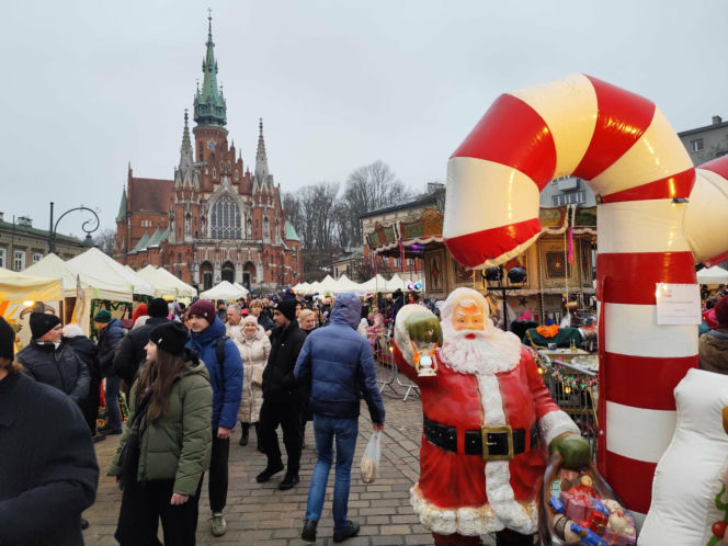 Tłumy na jarmarku na Podgórzu. Ta niezwykła atrakcja jest dostępna tylko raz w roku