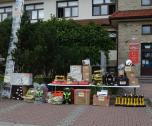 Będą działać szybciej i skuteczniej.  Nowy sprzęt dla strażaków OSP z Łososiny Dolnej