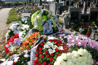 Tak wygląda grób zamordowanej Beaty. Ten widok ściska serce [GALERIA]