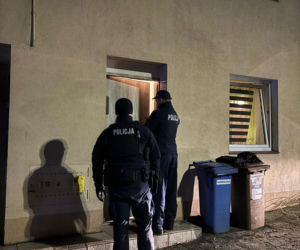 Tragedia w Chełmnie! Matka i trójka dzieci nie żyją po zatruciu czadem