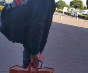 Zabrze: Młody chłopak odnosił ludziom talerze za resztki jedzenia. Dziewczyny z Torcida Girls wyciągnęły do niego pomocną dłoń [ZDJĘCIA]