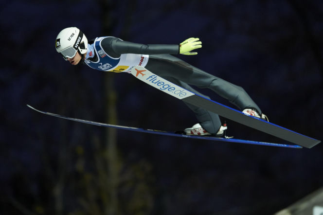 FIS wywołał kolejny skandal. Przywrócono do skoków żołnierza armii rosyjskiej