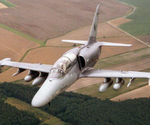 Czeskie samoloty L-159 nie dla Ukrainy. Polityczna burza w Pradze - premier kontra generał