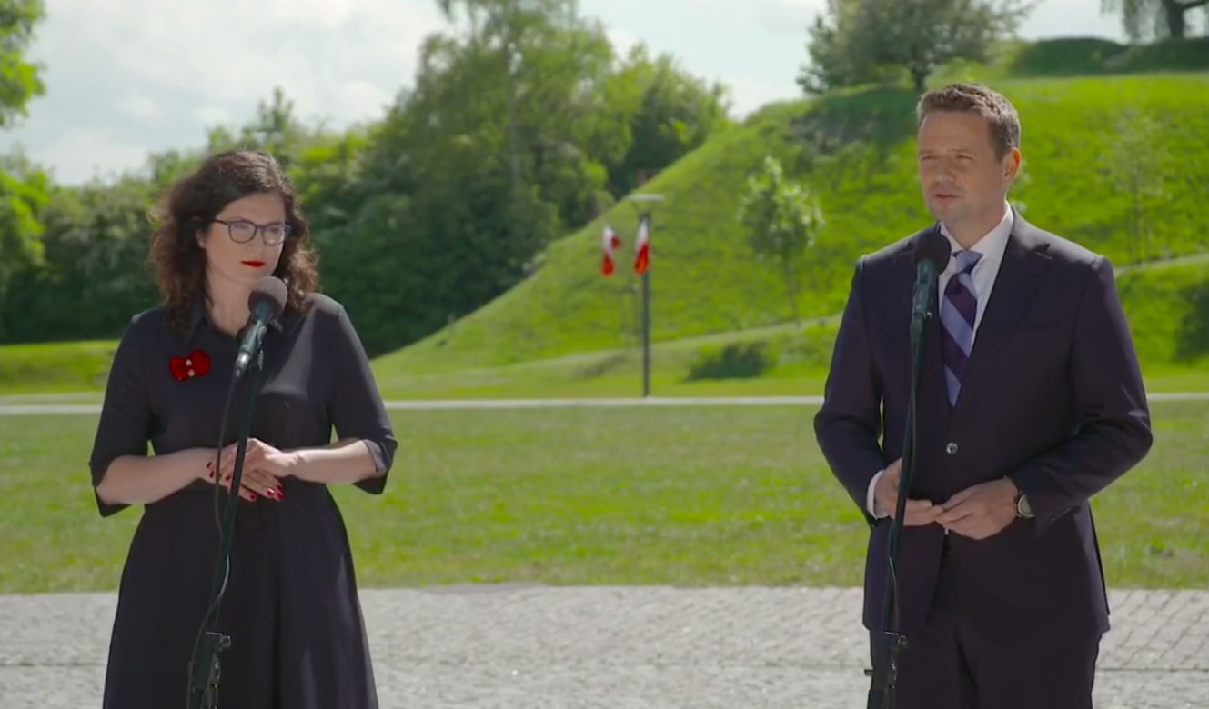 Brifing prasowy Rafała Trzaskowskiego z Aleksandrą Dulkiewicz