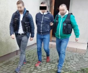 Usiłowali wysadzić bankomaty i dostać się do „kasy” [ZDJĘCIA, WIDEO]