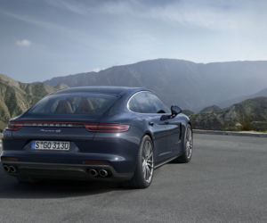 2017 Porsche Panamera