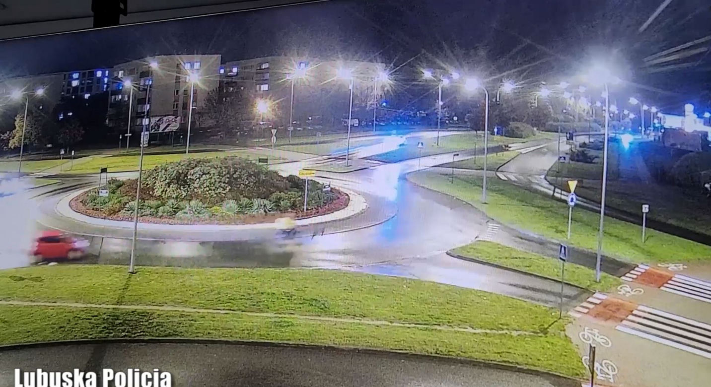 Makabryczny wypadek w Zielonej Górze! Auto nie wyhamowało przed leżącym na drodze rowerzystą [ZDJĘCIA]