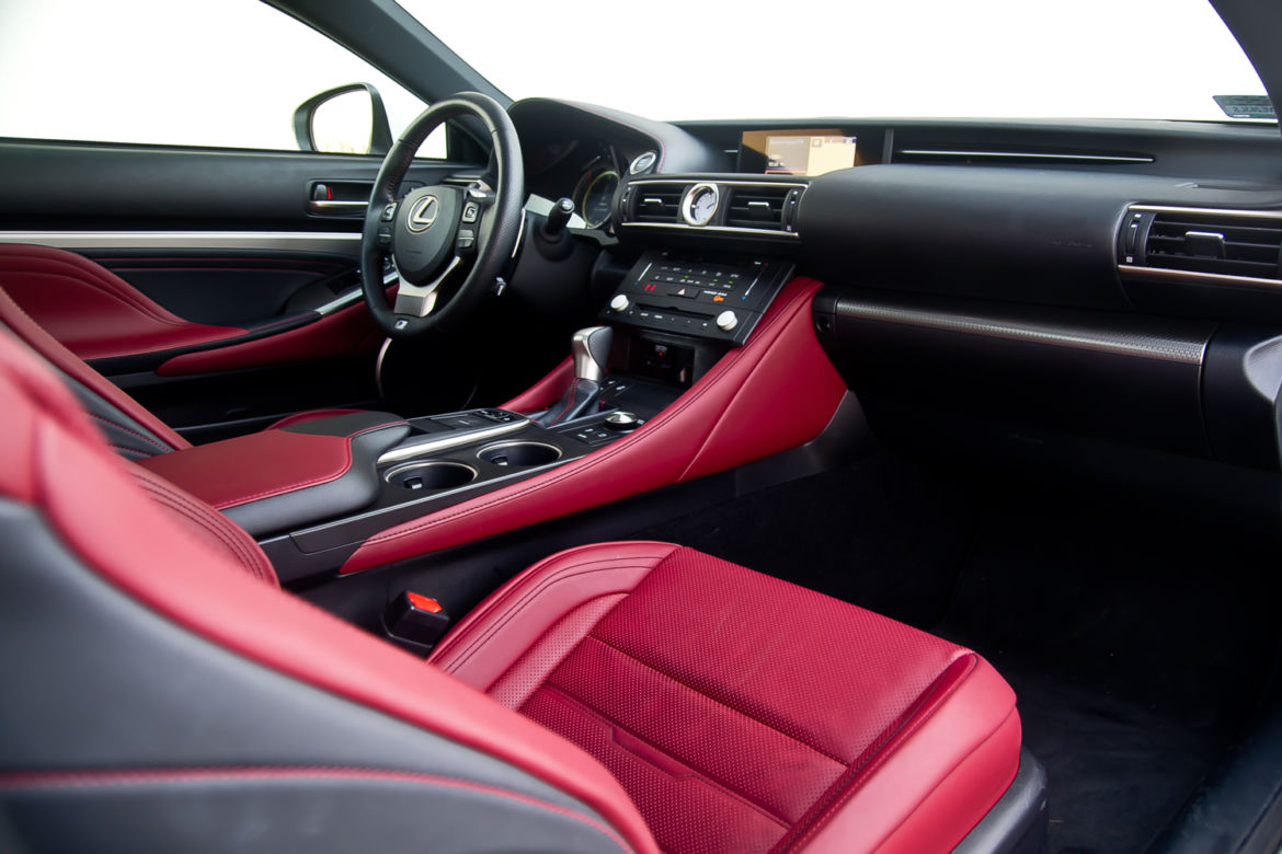 Lexus RC 200t F-Sport