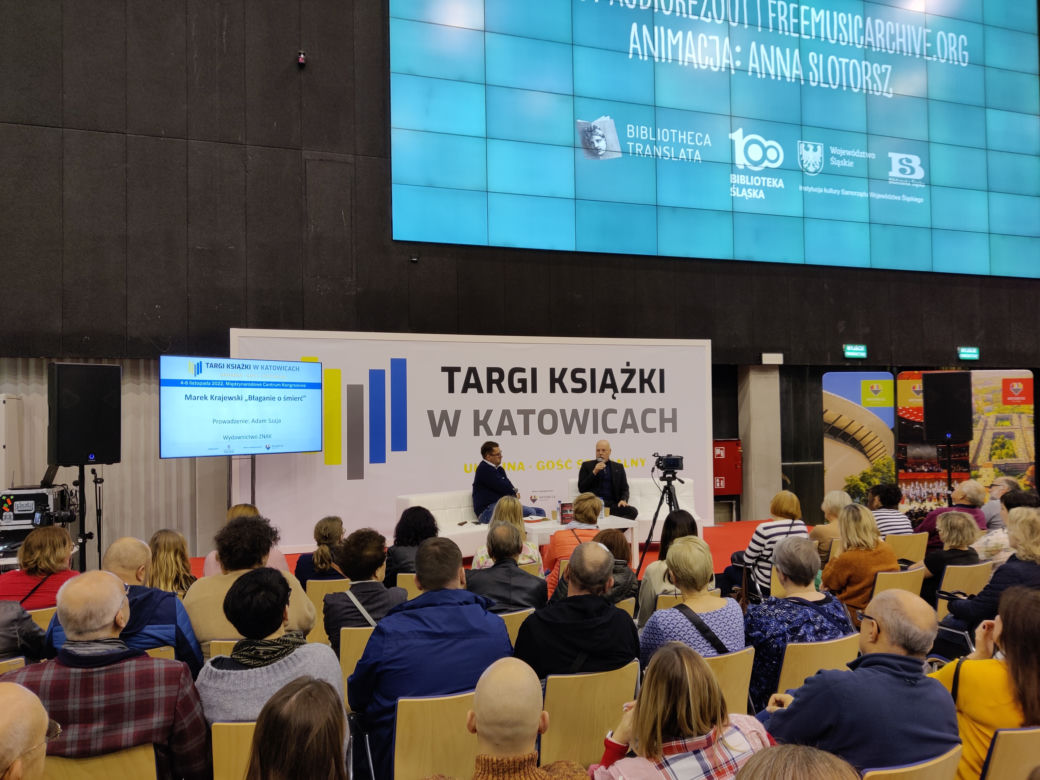 Targi Książki w Katowicach 2022. Rozpoznajesz się na zdjęciach?