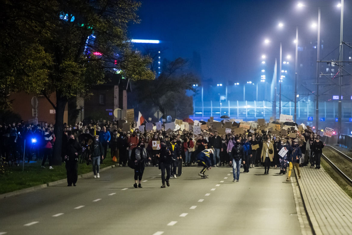 Gdańsk: Strajk kobiet przed Katedrą Oliwską