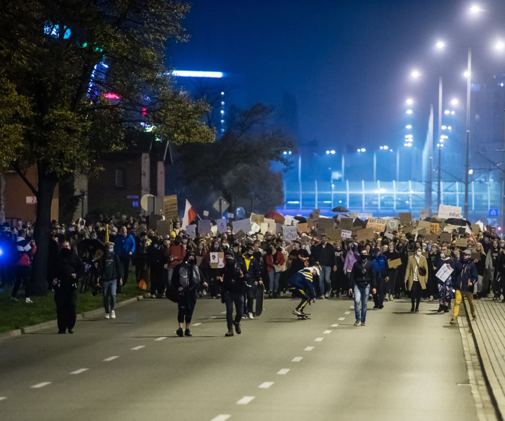 Gdańsk: Strajk kobiet przed Katedrą Oliwską
