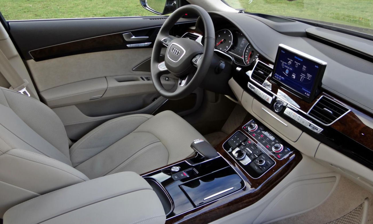 Audi A8 Lang 2013 V8 4.2 TDI 