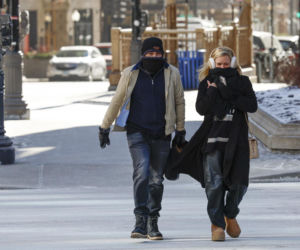 Chaos pogodowy w USA. Śnieżyce, setki odwołanych lotów i stan wyjątkowy