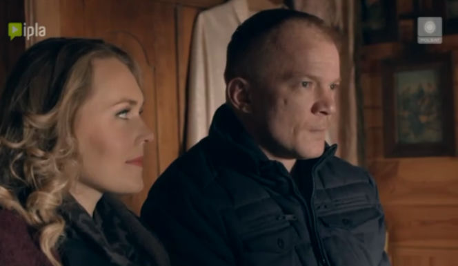 To nie koniec świata 2, odcinek 15 Ula (Magdalena Lamparcka) Darek (Eryk Lubos), 
