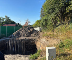 Kolej buduje 40- metrowy maszt w okolicy ul. Tatrzańskiej