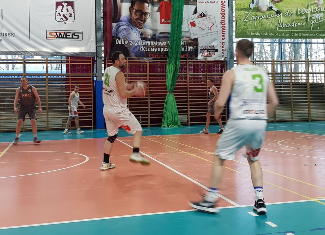 III liga koszykówki  AZS UWM Olsztyn - SKS Wilki Ełk