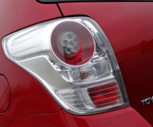 Toyota Verso 2014 vs Toyota Verso 2011