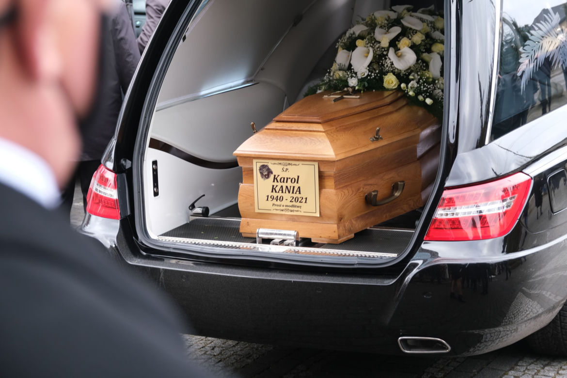 Pogrzeb milionera Karola Kani ze Śląska, który zginął  w katastrofie lotniczej w Pszczynie