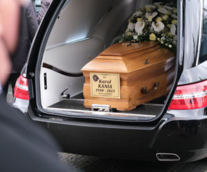 Pogrzeb milionera Karola Kani ze Śląska, który zginął  w katastrofie lotniczej w Pszczynie