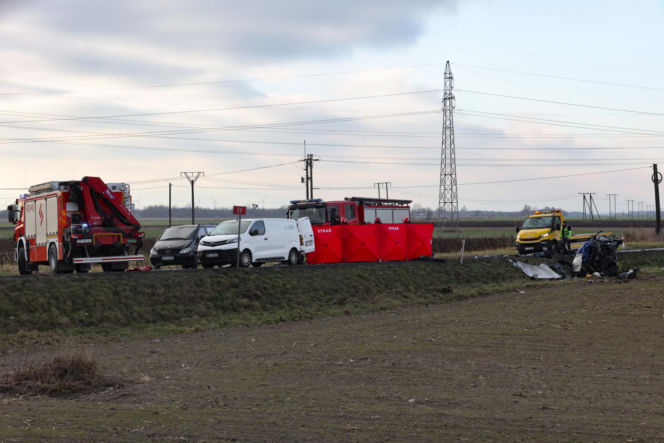 Zielęcice. Sześć osób zginęło w wypadku. Prokuratura wszczęła śledztwo [ZDJĘCIA]