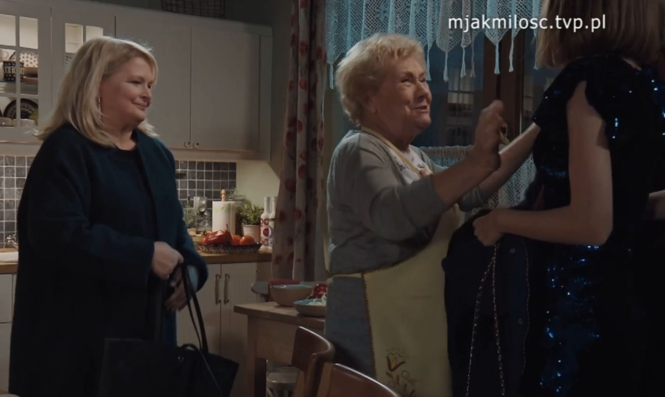 M jak miłość. Barbara (Teresa Lipowska), Marta (Dominika Ostałowska), Ania (Gabriela Świerczyńska)