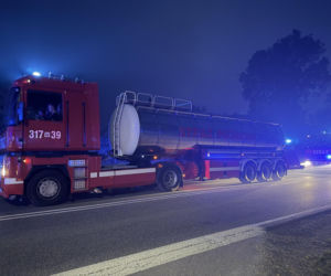Strażacy walczą z potężnym pożarem na Mazowszu