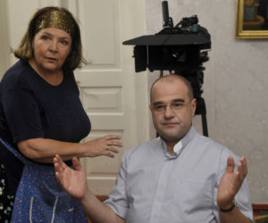 RANCZO: Cezary Żak (ksiądz Paweł) i Michałowa ( Marta Lipińska)