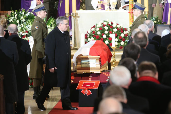 11 lat temu zmarł Józef Oleksy. Tak wyglądał jego pogrzeb