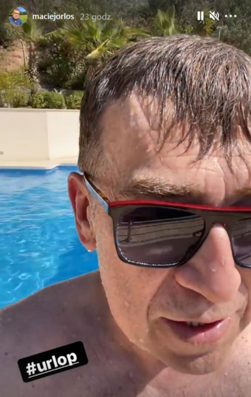 Maciej Orłoś pokazał klatę na wakacjach