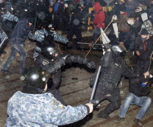 Kaczyński wyzwala Ukrainę