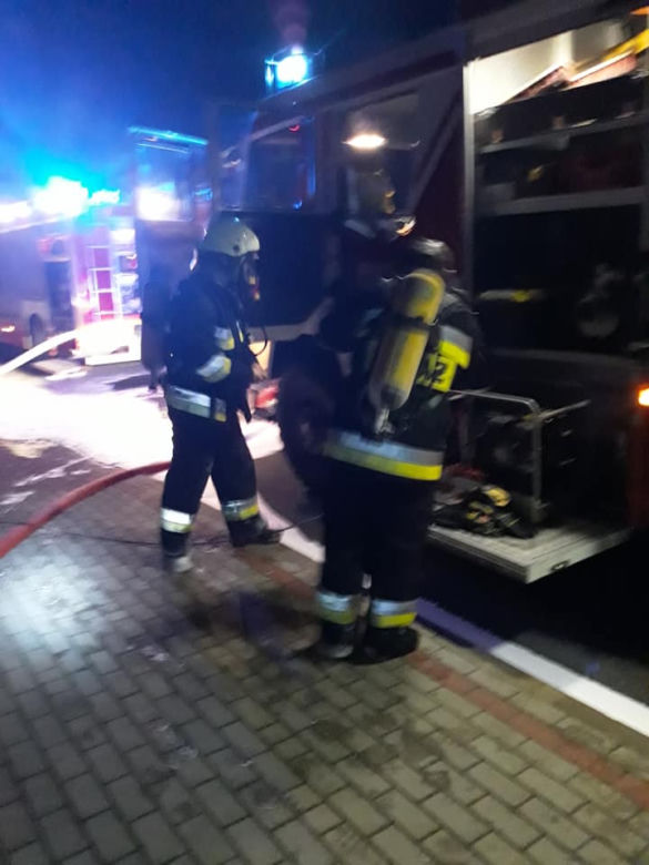 Wokowice: Samochód PŁONĄŁ jak pochodnia. Z pojazdu został wrak
