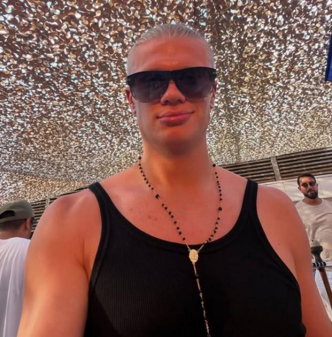 Erling Haaland i jego dziewczyna Isabel na wakacjach