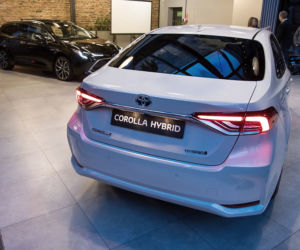 Toyota Corolla Sedan Hybrid