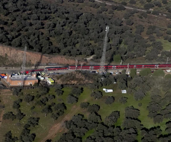 Trzy dni żałoby narodowej po katastrofie kolejowej. Jest decyzja premiera