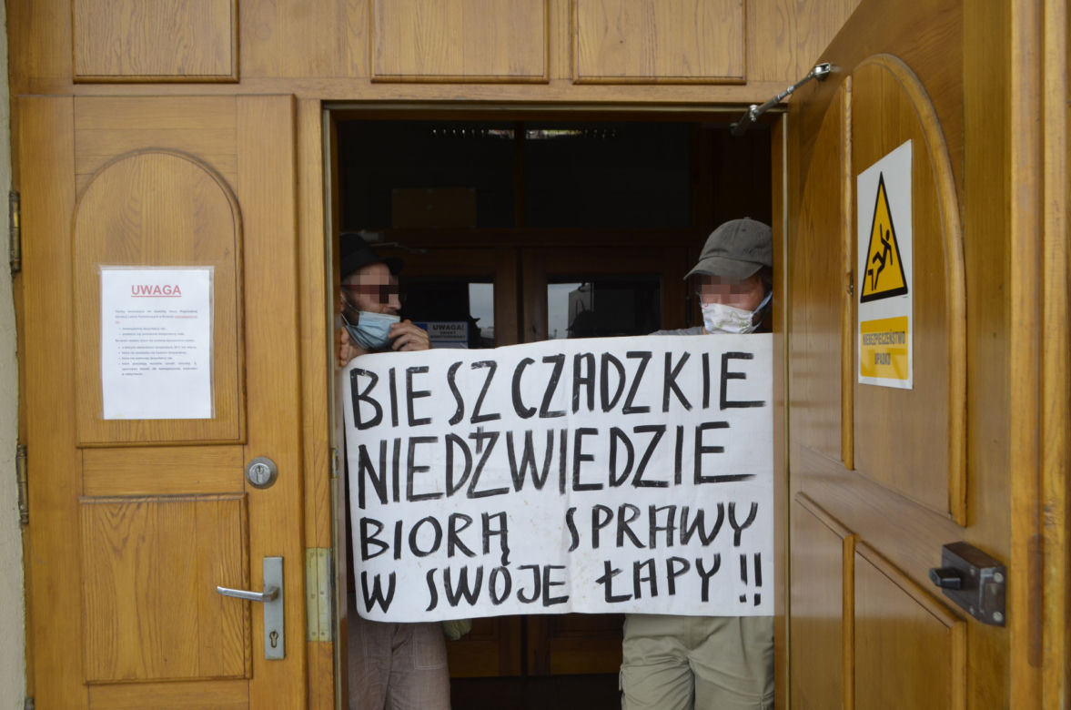Blokada siedziby lasów państwowych