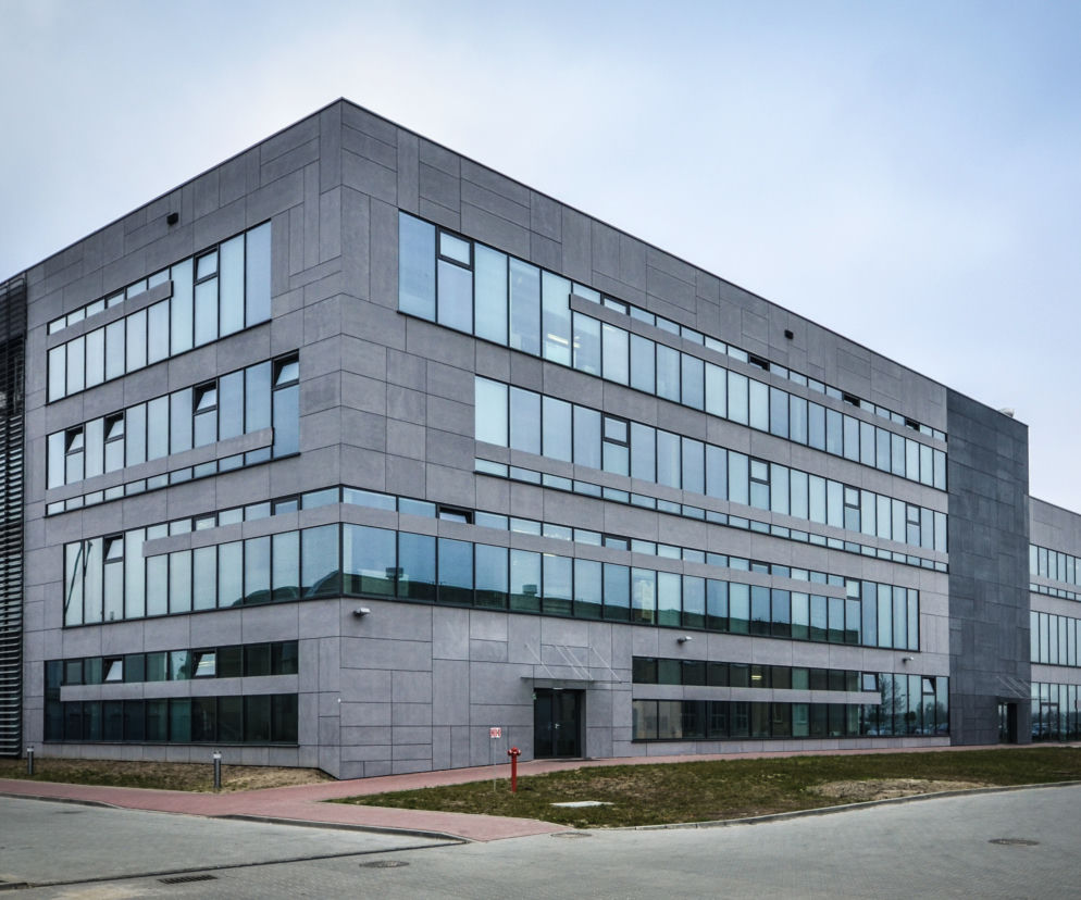Skanska wybudowała kolejną inwestycję w Warszawie –  Centrum Innowacyjnych Technologii Lotniczych i Kosmicznych.