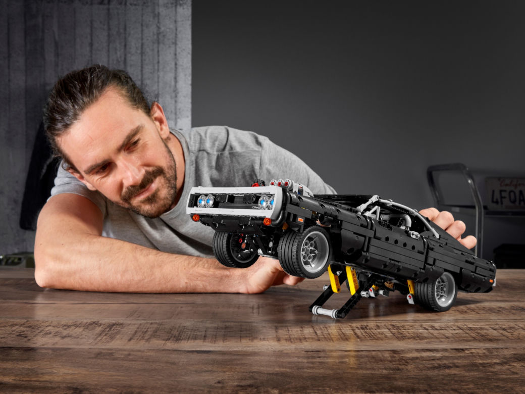 Dodge Charger z filmu Fast And Furious / zestaw LEGO Technic