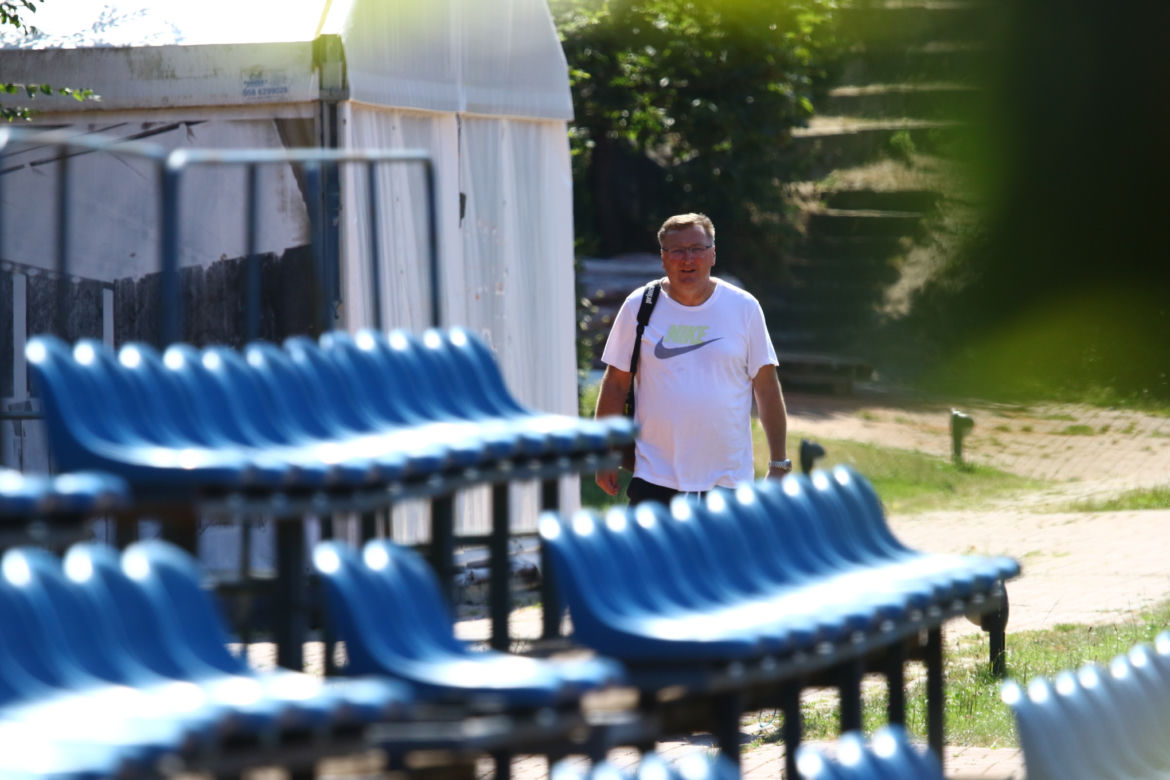 Michniewicz chudnie na korcie