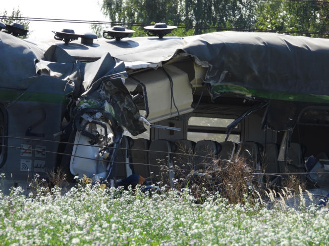 Wstrząsające zdjęcia z katastrofy kolejowej na Mazowszu