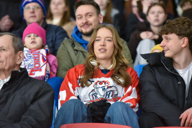 KH Energa Toruń - Unia Oświęcim 4:1, zdjęcia kibiców i zawodników z meczu nr 6