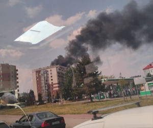 Czarny dym nad Kielcami. Pożar na dachu budowanego bloku przy ul. Lecha [ZDJĘCIA]