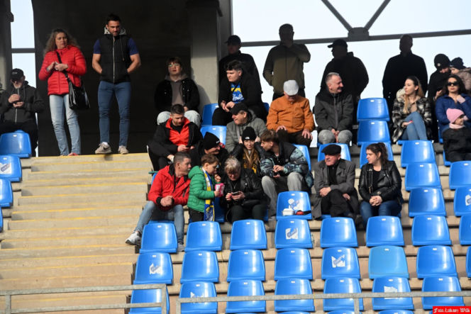 PRES Grupa Deweloperska Toruń - Bayersystem GKM Grudziądz, zdjęcia kibiców i zawodników ze sparingu przed startem PGE Ekstraligi