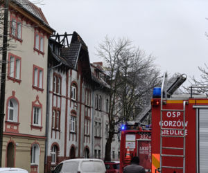 Wiemy kiedy ruszy remont kamienicy przy Fabrycznej. Do naprawy dach