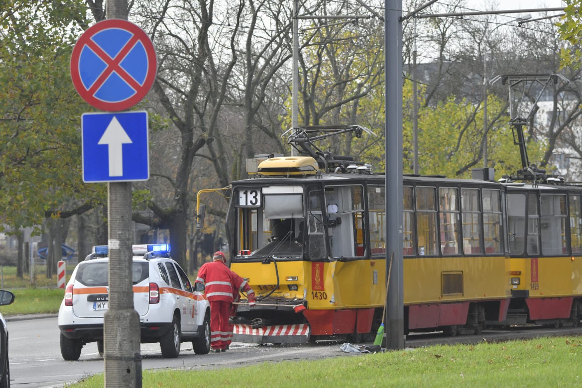 Wypadek tramwajowy przy ul.Elekcyjnej w Warszawie