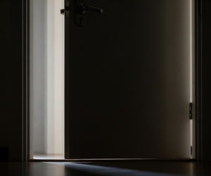 Mirella odcięta od świata.jpg