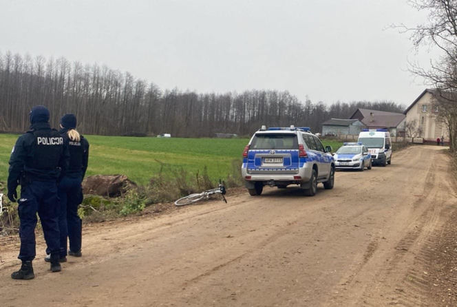 Trwają poszukiwania 44-letniego mieszkańca gminy Przytuły! Policjanci i ratownicy przeczesują teren