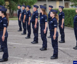 Nowi policjanci w szeregach warmińsko-mazurskiej policji [ZDJĘCIA]