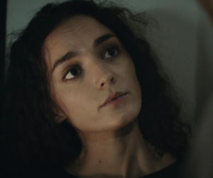 Dziedzictwo, odcinek 906: Zdeterminowana Nana zakradnie się wieczorem do pokoju Poyraza! Spędzą razem noc? - ZDJĘCIA 