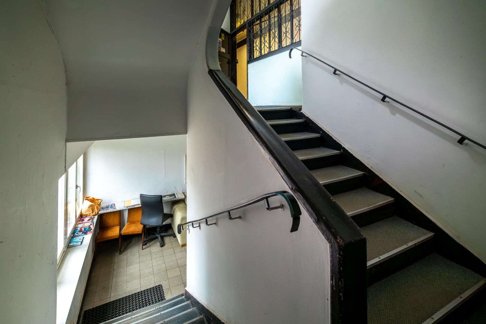 Dawna szkoła powszechna na Słomińskiego 1 w Warszawie