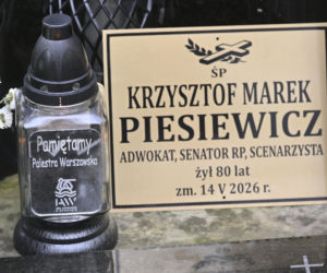 Tak wygląda grób Krzysztofa Piesiewicza